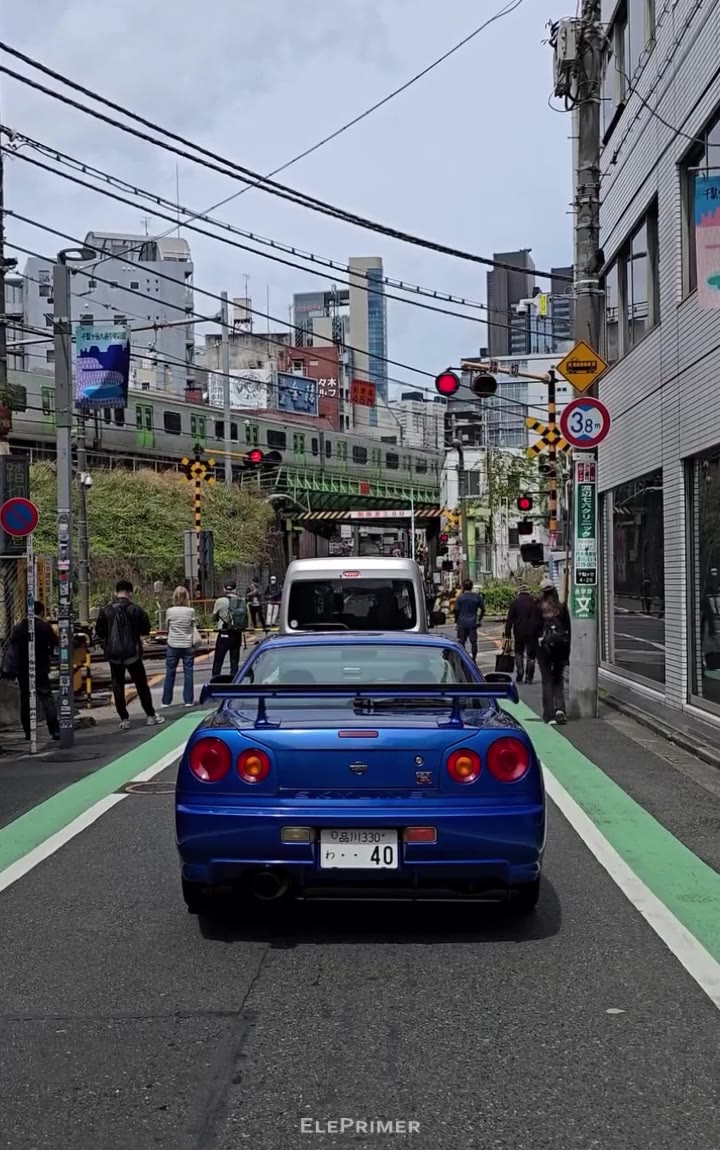 Red light, Tokyo